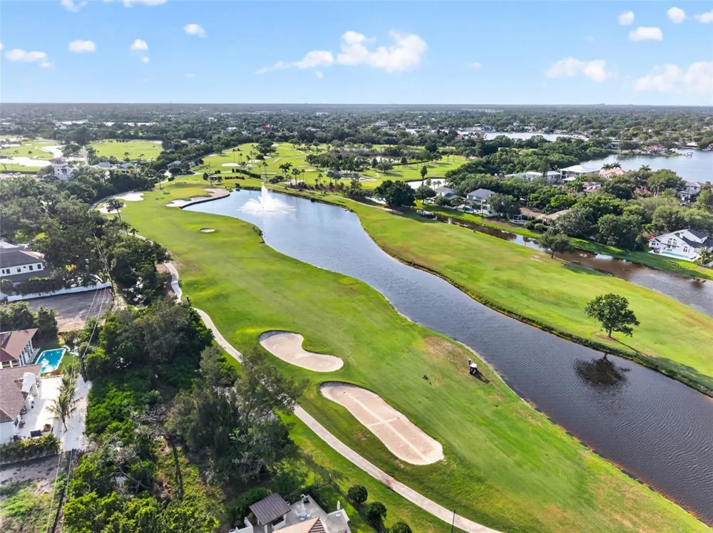 289 RAFAEL BOULEVARD NE St Petersburg, FL 33704