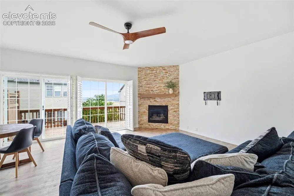 1167 Autumn Star Point Monument, CO 80132