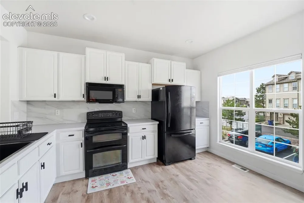 1167 Autumn Star Point Monument, CO 80132