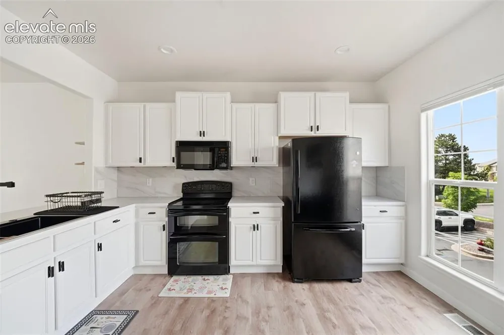 1167 Autumn Star Point Monument, CO 80132