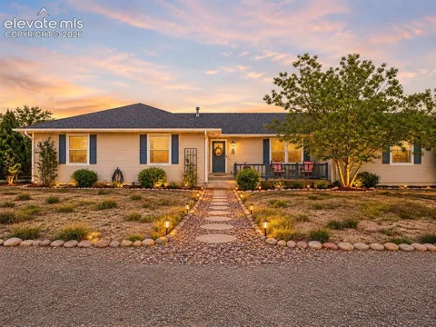 745 W Calle Allegre Drive