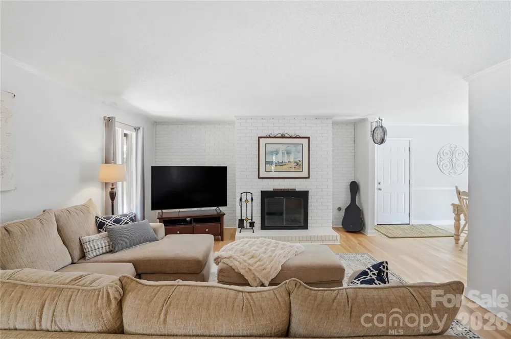 1113 Palmyra Drive Tega Cay, SC 29708