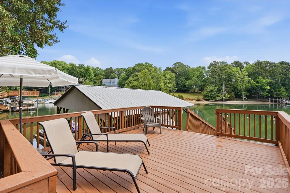 1113 Palmyra Drive Tega Cay, SC 29708