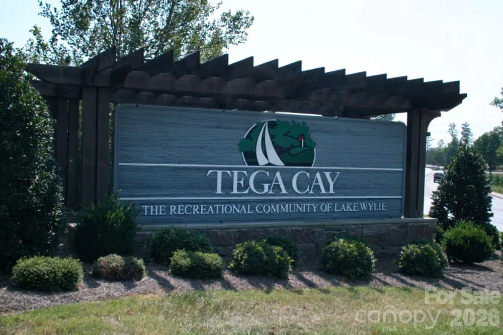 1113 Palmyra Drive Tega Cay, SC 29708