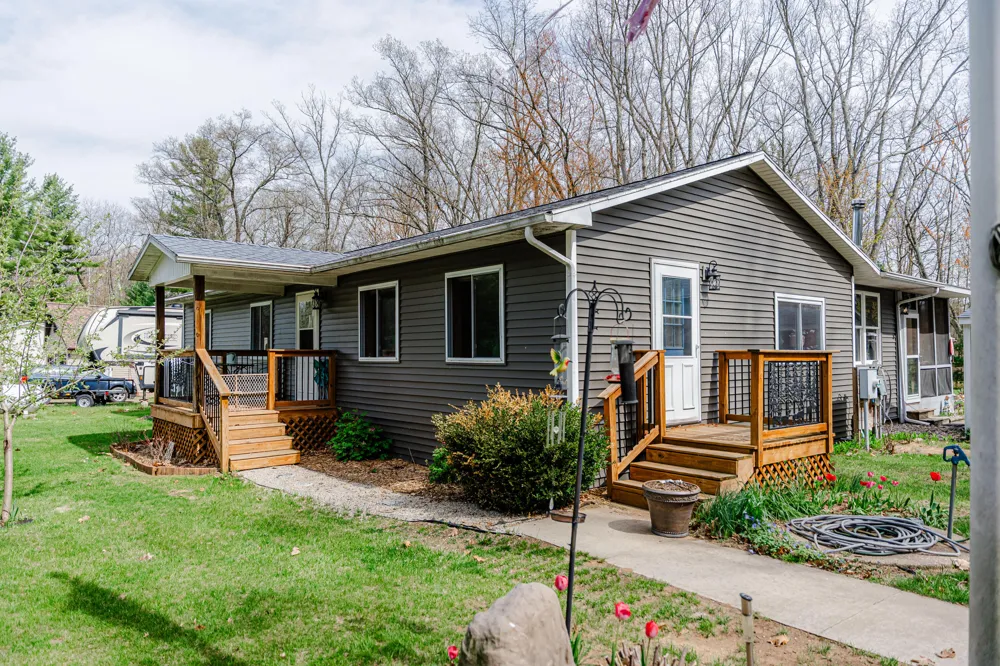 3878 W Wildwood Avenue Merrill Township, MI 49309