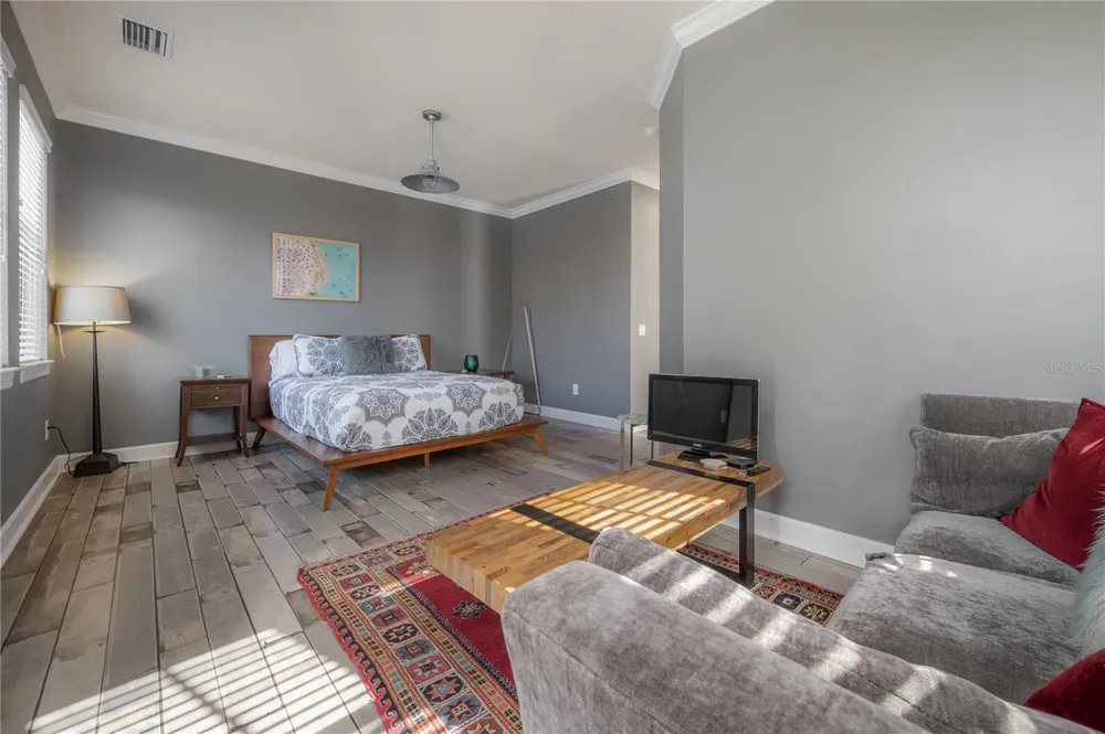 111 S PACKWOOD AVENUE #C Tampa, FL 33606