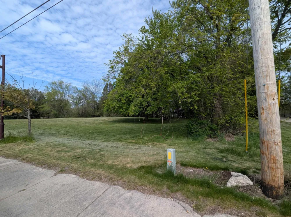 210 Mackinaw Road Au Gres Township, MI 48703