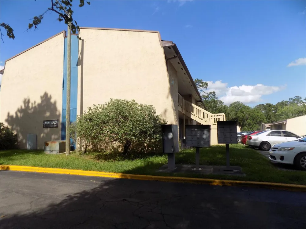 2811 SW ARCHER ROAD #x 201 Gainesville, FL 32608