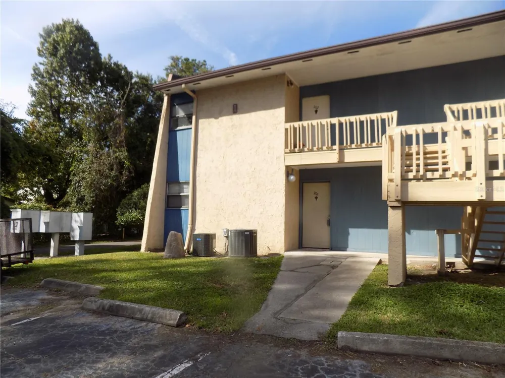 2811 SW ARCHER ROAD #x 201 Gainesville, FL 32608