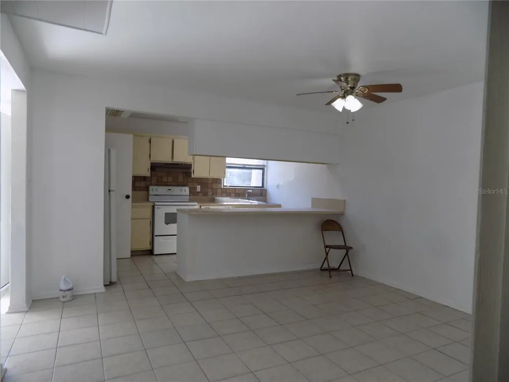 2811 SW ARCHER ROAD #x 201 Gainesville, FL 32608