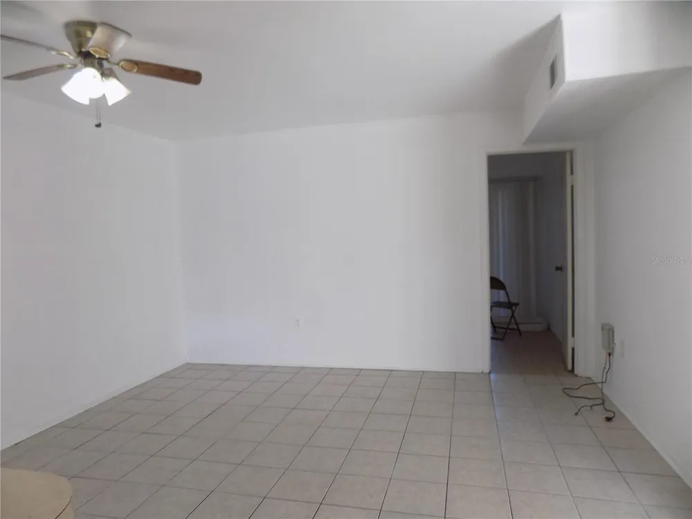 2811 SW ARCHER ROAD #x 201 Gainesville, FL 32608