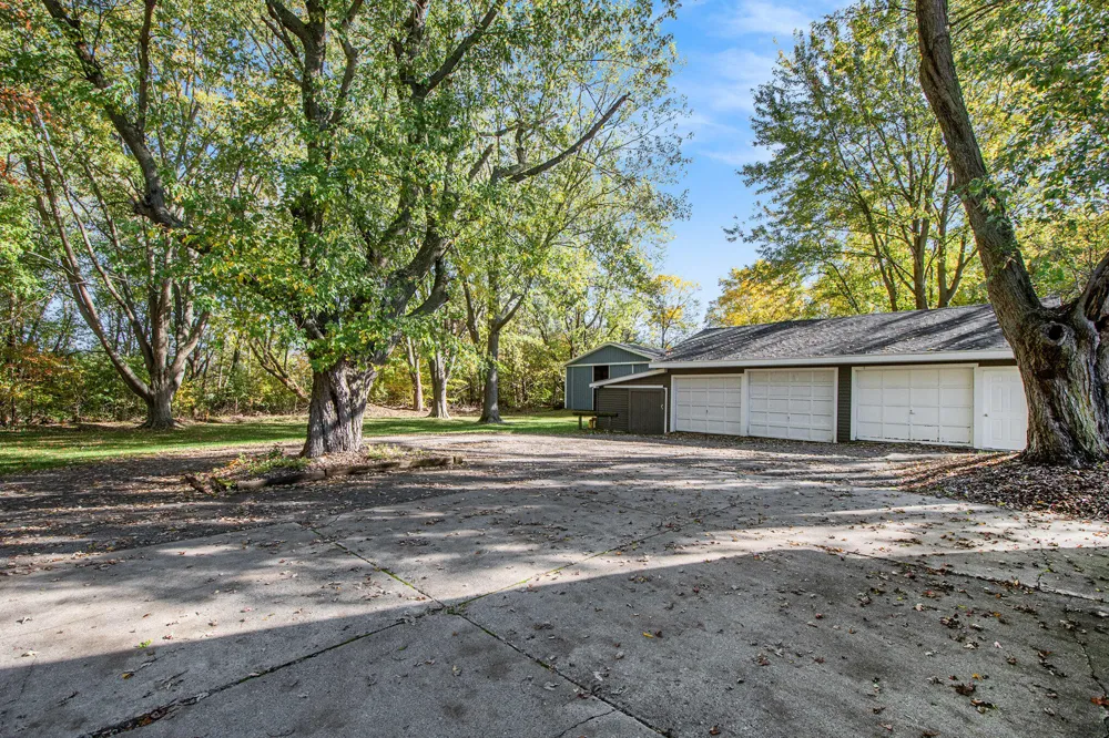 5258 92nd Street SE Caledonia Township, MI 49316
