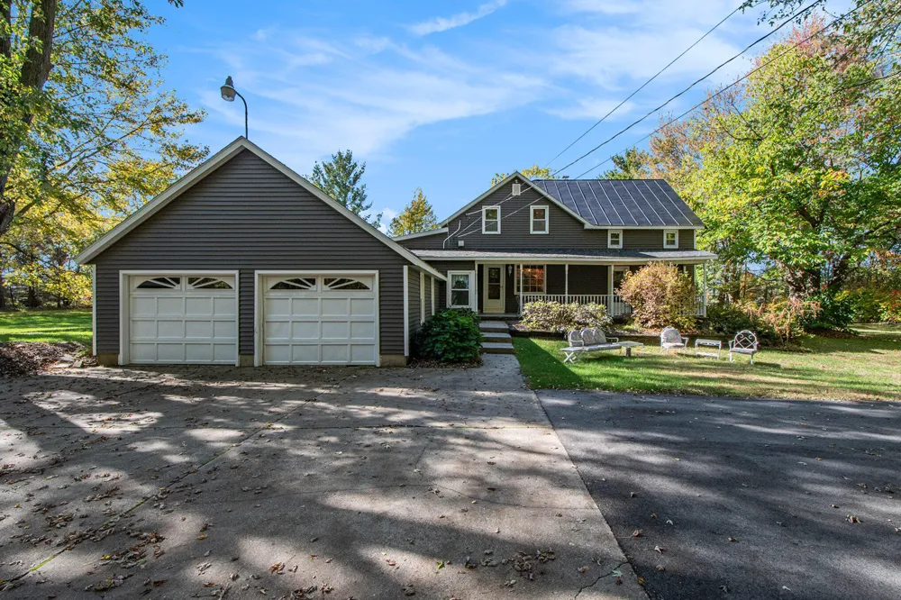 5258 92nd Street SE Caledonia Township, MI 49316