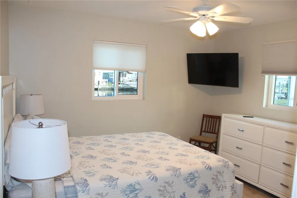 2744 SANDERLING COURT St James City, FL 33956