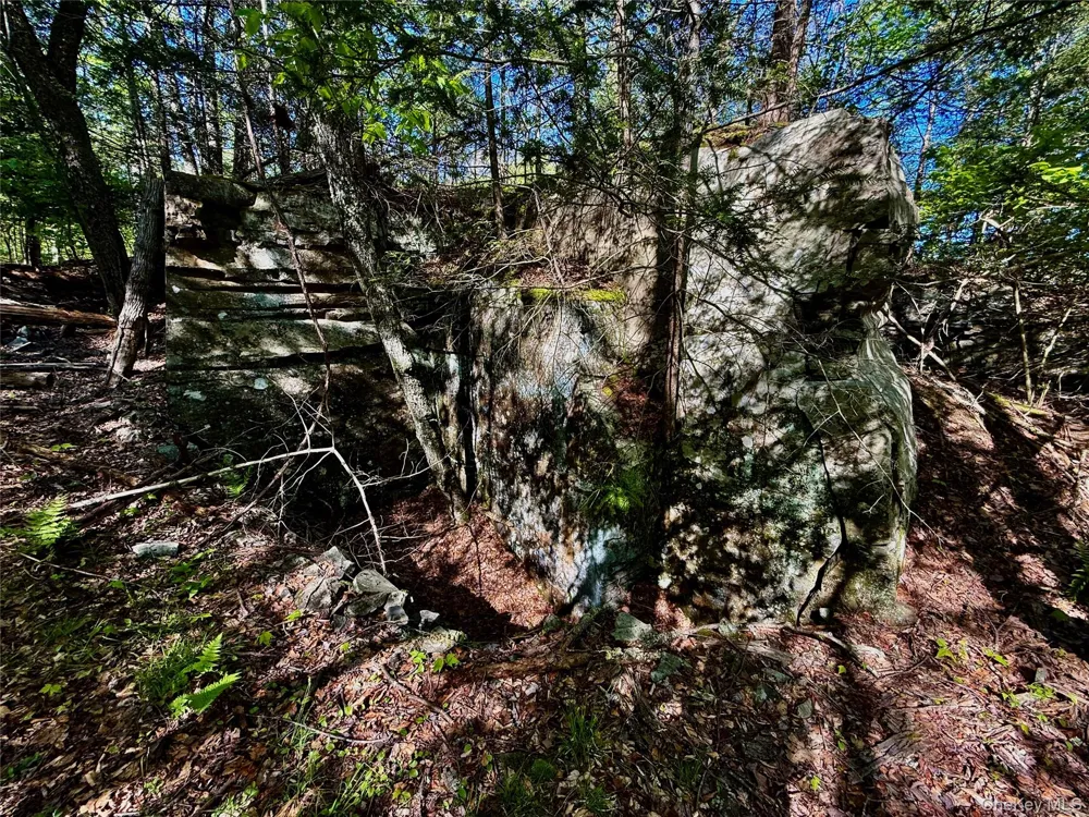 101 Stone Road Hurley, NY 12491