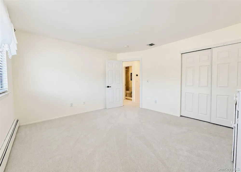 25 Vineyard Way Mount Sinai, NY 11766