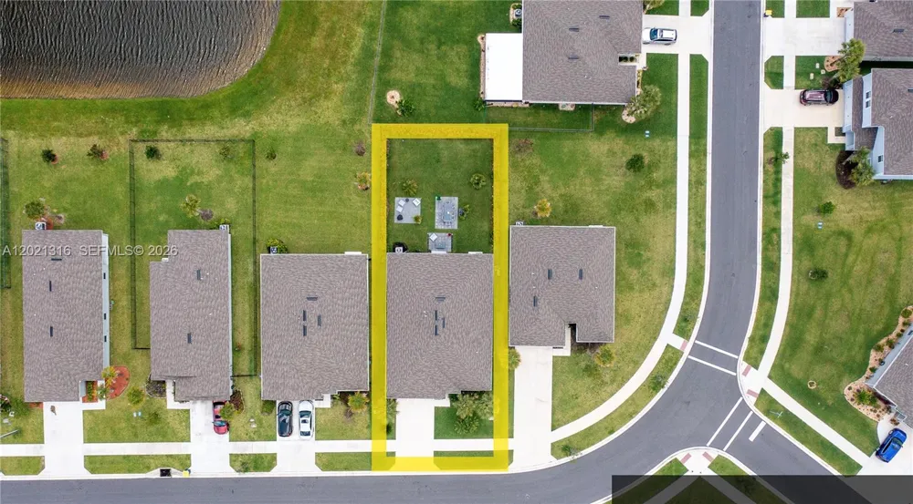 215 Raspberry Rd Fort Pierce, FL 34981