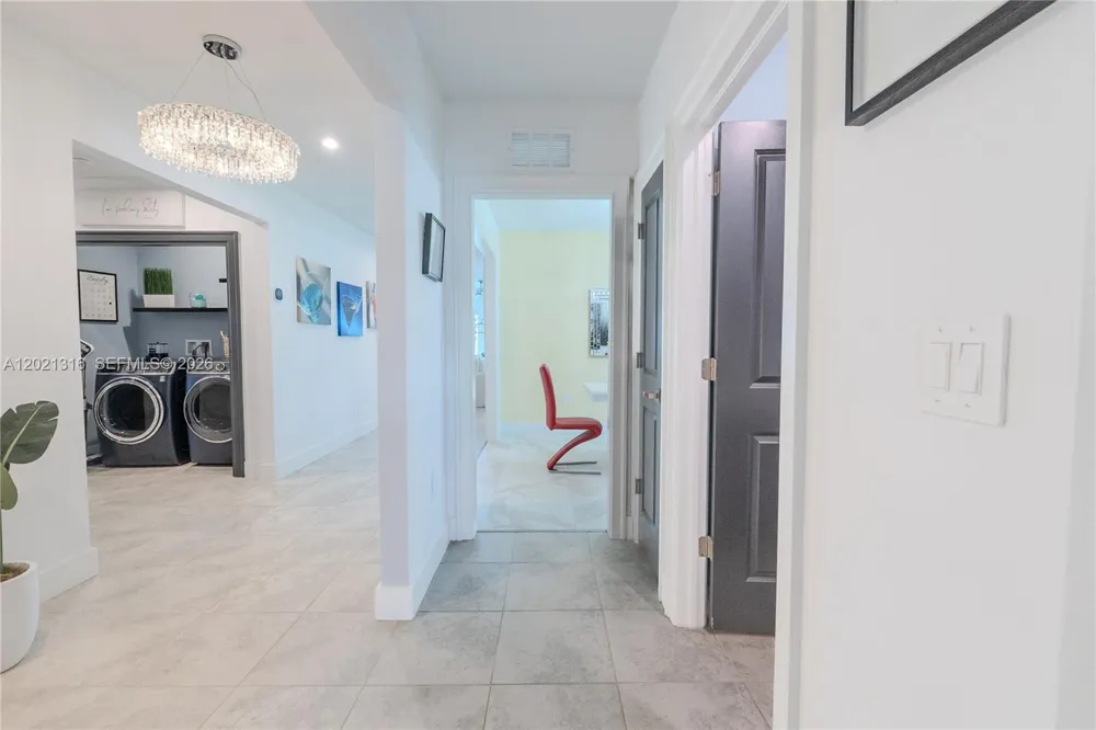 215 Raspberry Rd Fort Pierce, FL 34981