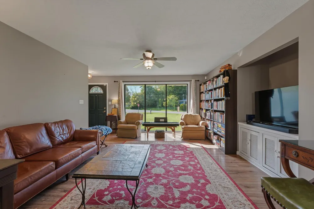 22401 Happy Drive Cassopolis, MI 49031