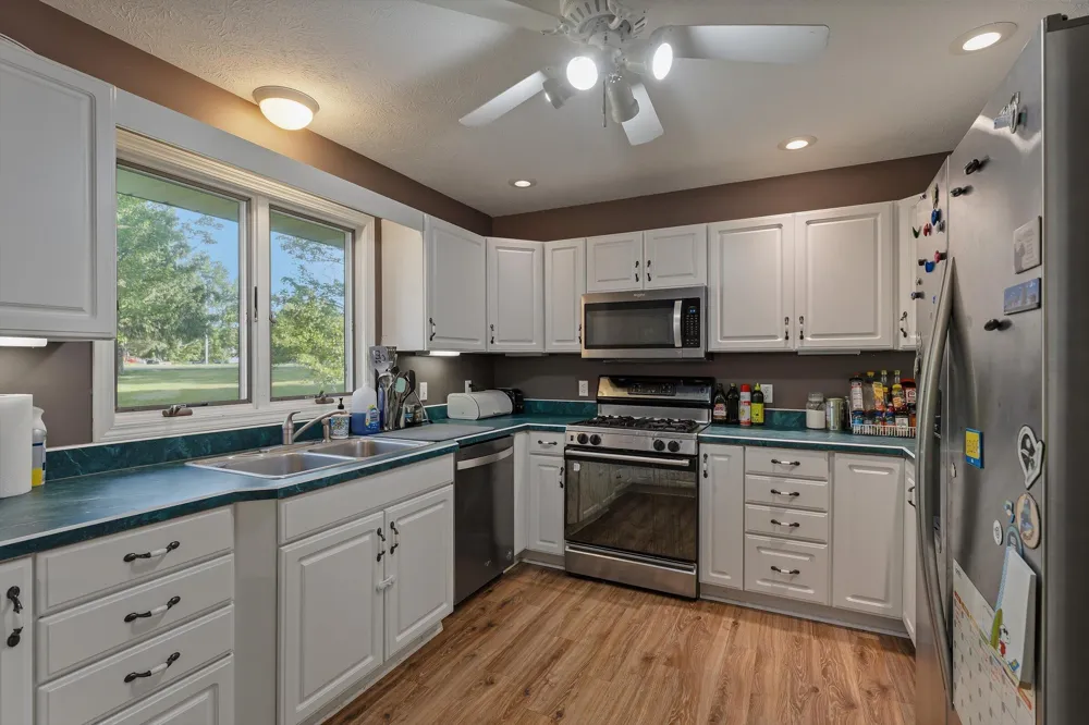 22401 Happy Drive Cassopolis, MI 49031