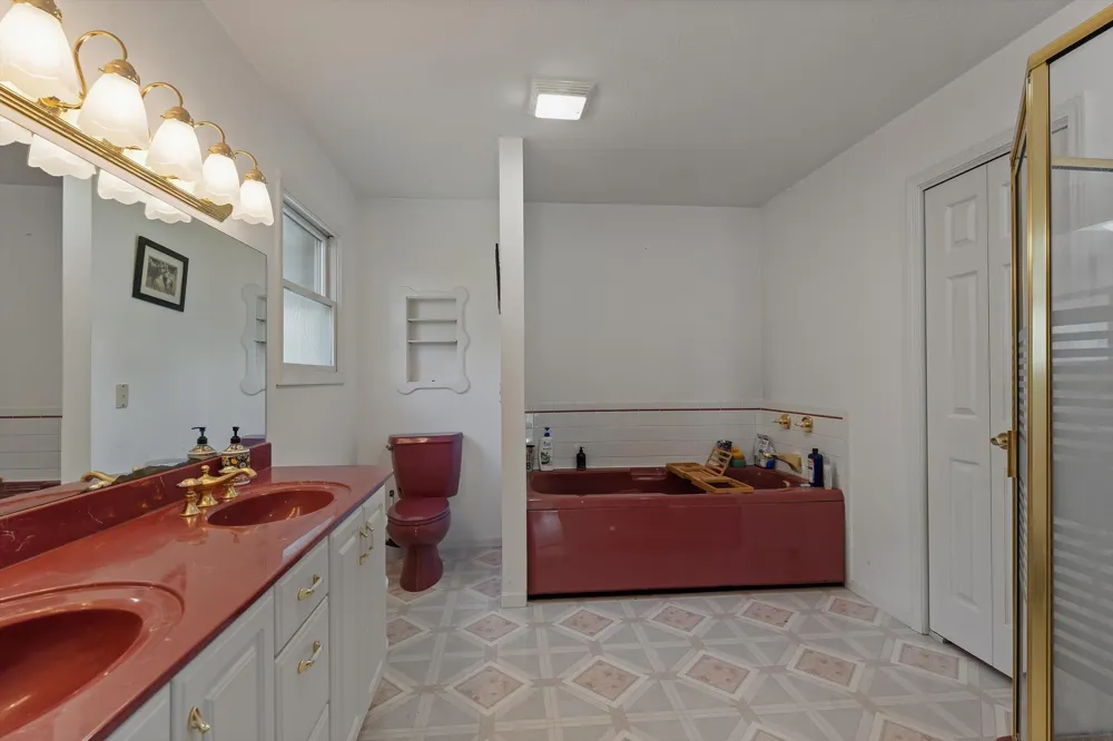 22401 Happy Drive Cassopolis, MI 49031