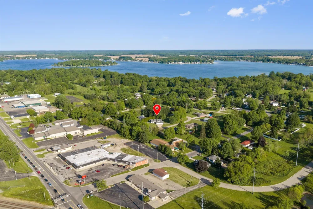 22401 Happy Drive Cassopolis, MI 49031