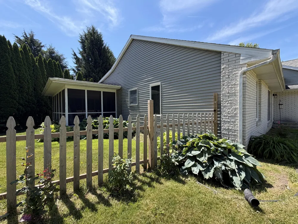 22401 Happy Drive Cassopolis, MI 49031