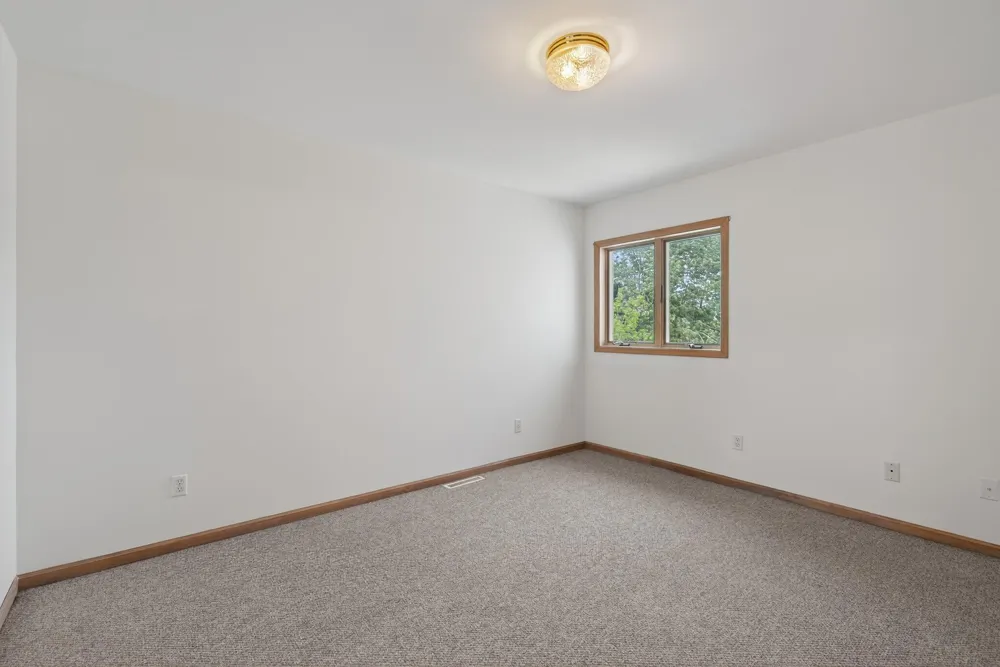 401 Dogwood Court Hebron, IN 46341