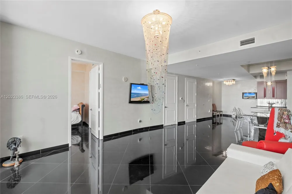 18101 Collins Ave #1502 Sunny Isles Beach, FL 33160