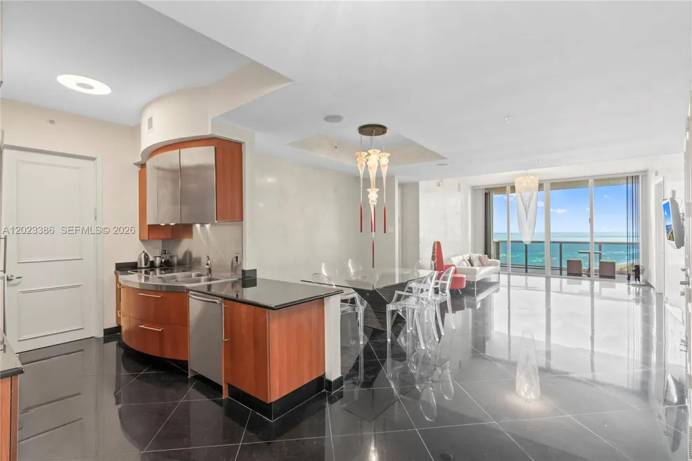 18101 Collins Ave #1502 Sunny Isles Beach, FL 33160