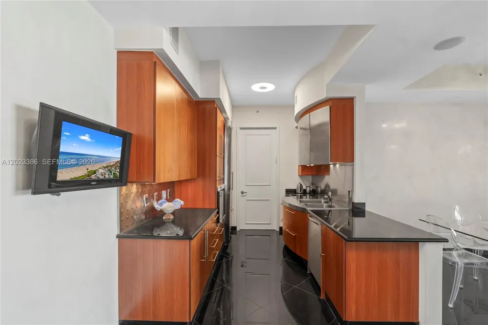 18101 Collins Ave #1502 Sunny Isles Beach, FL 33160
