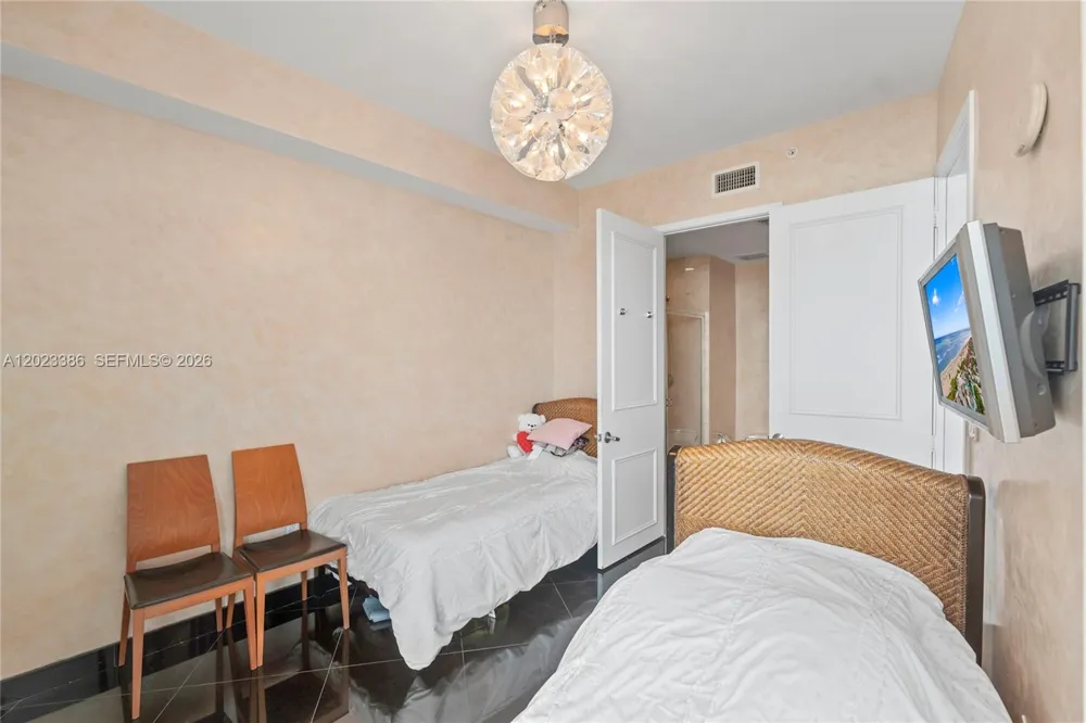18101 Collins Ave #1502 Sunny Isles Beach, FL 33160
