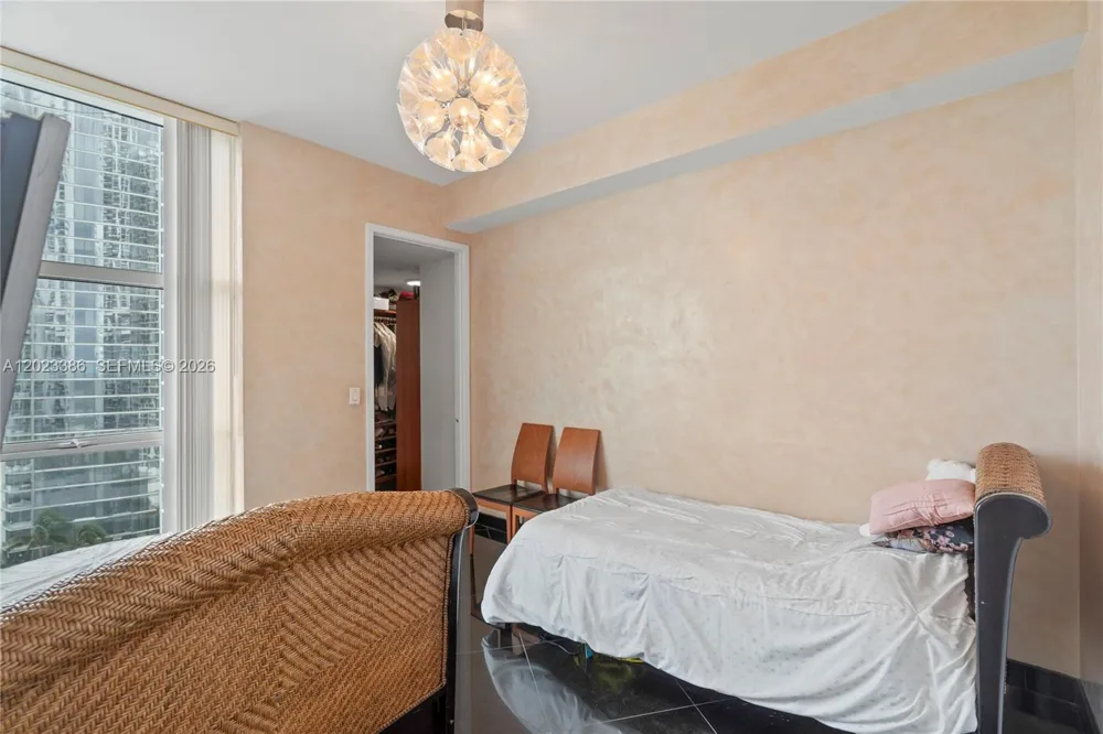 18101 Collins Ave #1502 Sunny Isles Beach, FL 33160