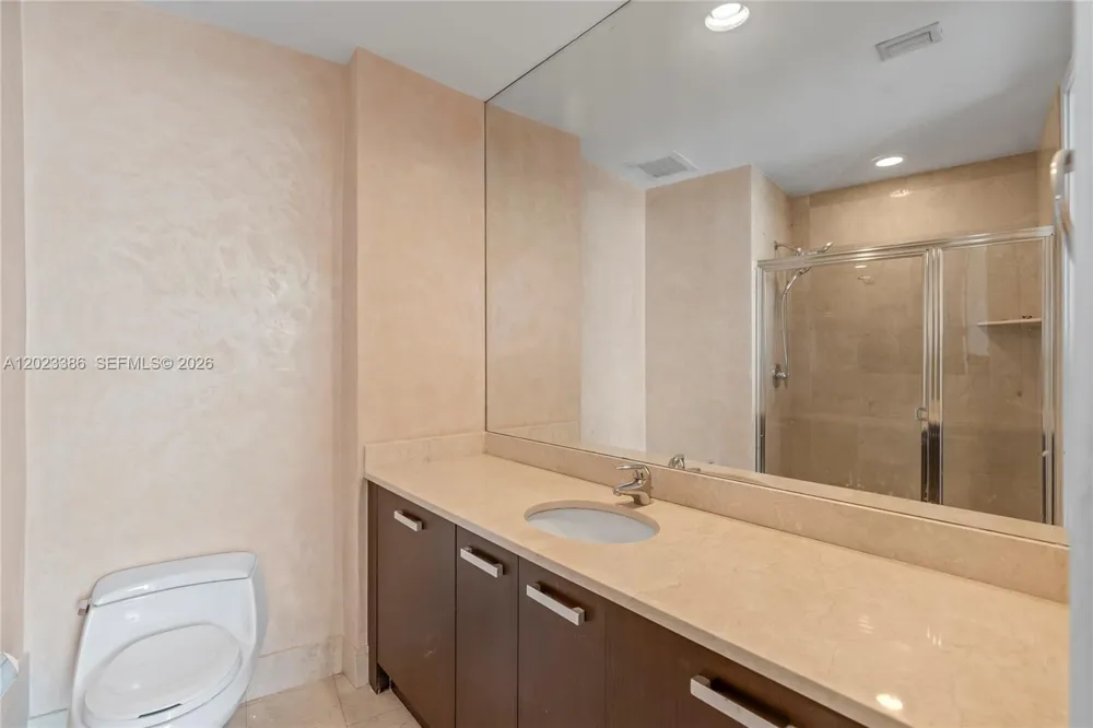 18101 Collins Ave #1502 Sunny Isles Beach, FL 33160