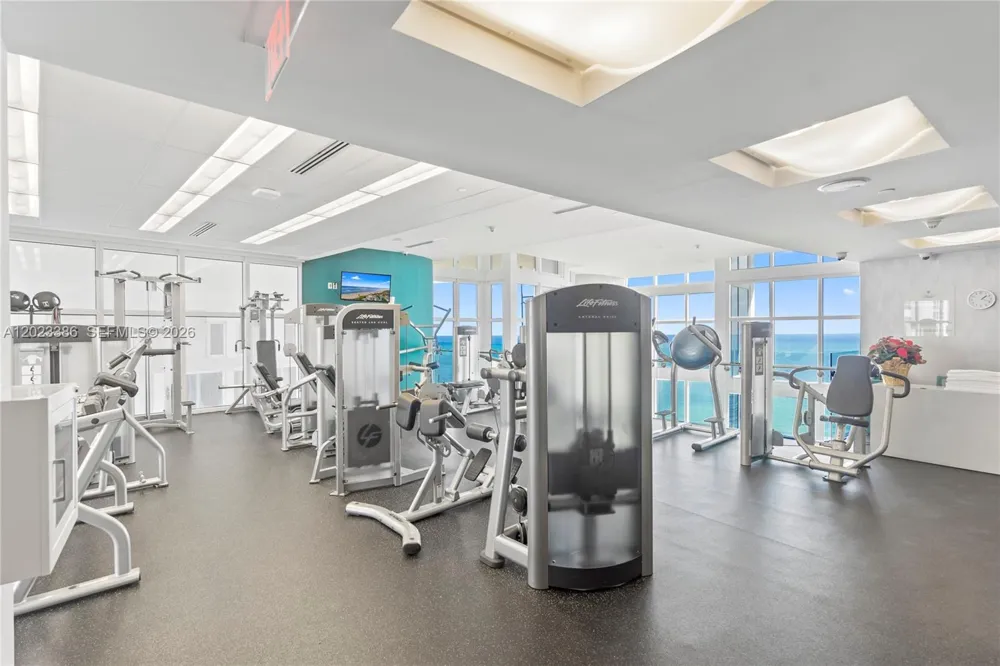 18101 Collins Ave #1502 Sunny Isles Beach, FL 33160