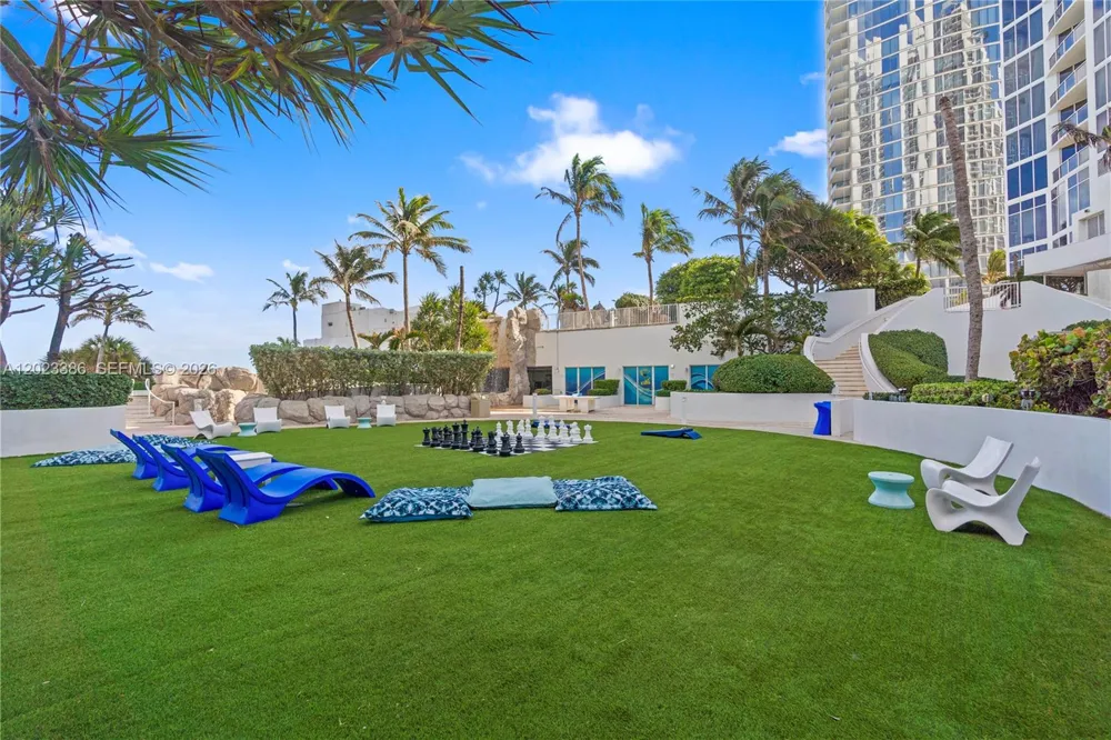 18101 Collins Ave #1502 Sunny Isles Beach, FL 33160