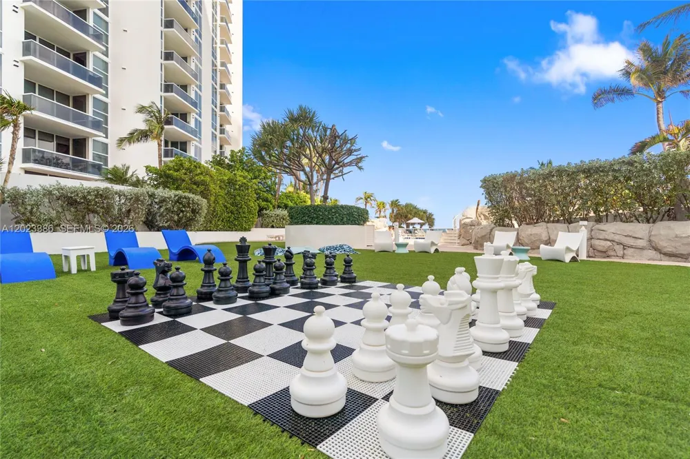 18101 Collins Ave #1502 Sunny Isles Beach, FL 33160