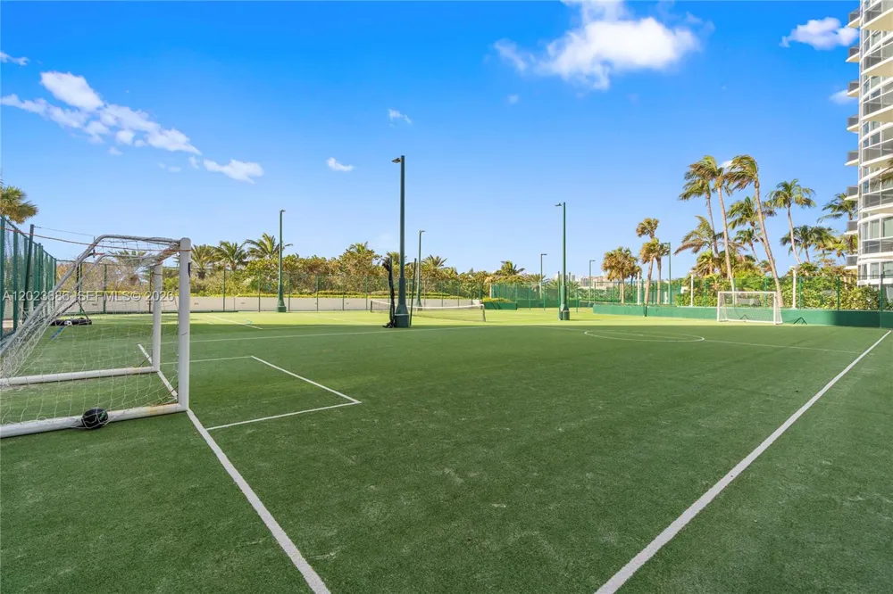 18101 Collins Ave #1502 Sunny Isles Beach, FL 33160