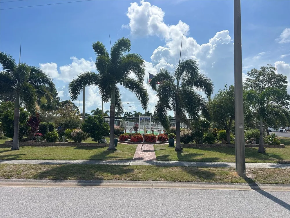 1792 MIDLOTHIAN STREET Sarasota, FL 34234