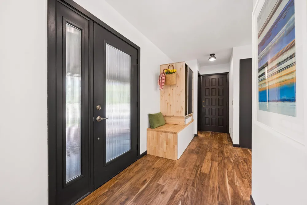 1940 Hunter Lane Mendota Heights, MN 55118