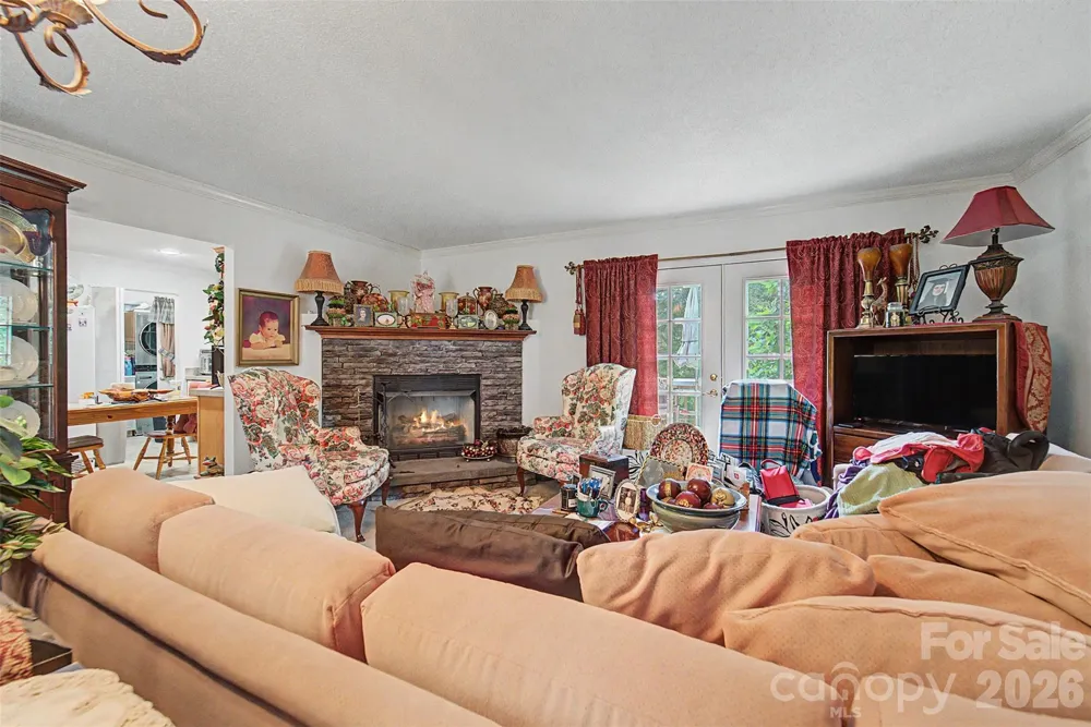 90, 106 & 132 Hennessee Street Clyde, NC 28721
