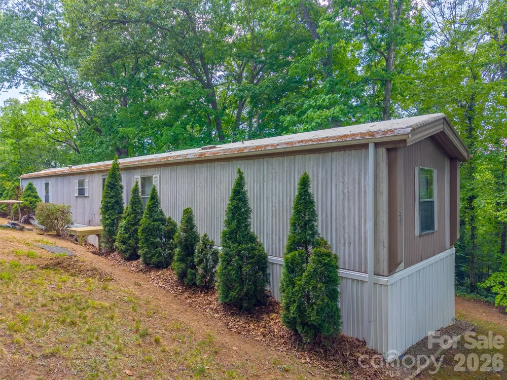 90, 106 & 132 Hennessee Street Clyde, NC 28721