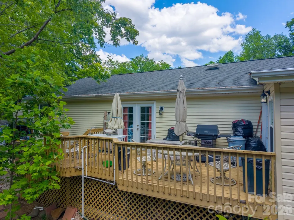 90, 106 & 132 Hennessee Street Clyde, NC 28721