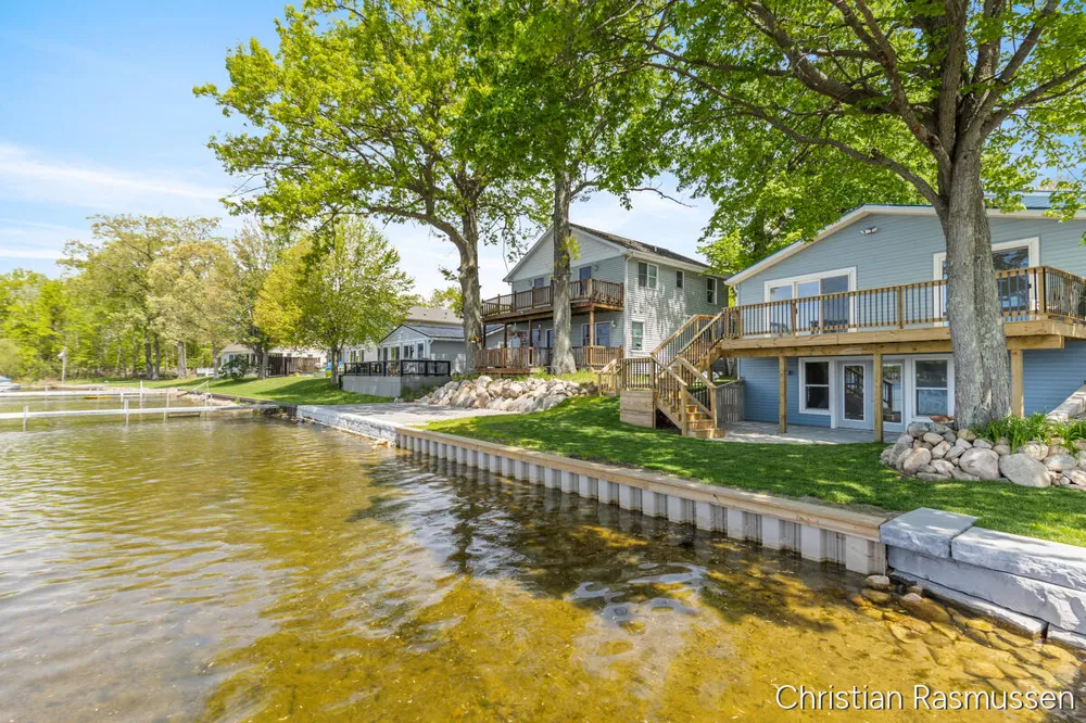 1025 Adams Street NW Douglass Township, MI 48888