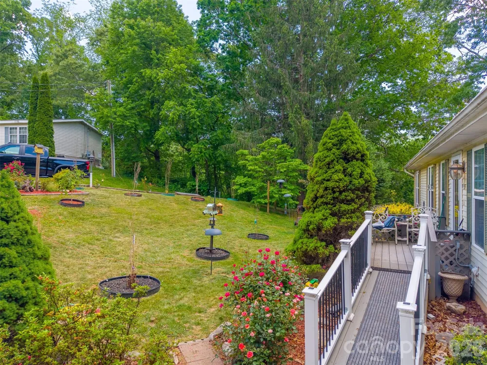 90, 106 & 132 Hennessee Street Clyde, NC 28721