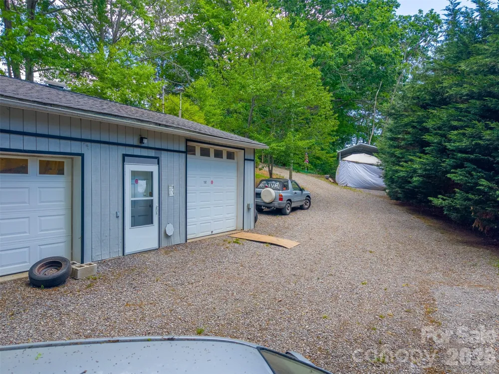 90, 106 & 132 Hennessee Street Clyde, NC 28721