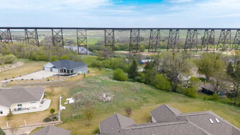 554 Legacy Lane