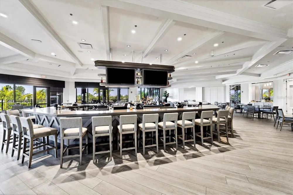 17810 GAWTHROP DRIVE #203 Lakewood Ranch, FL 34211