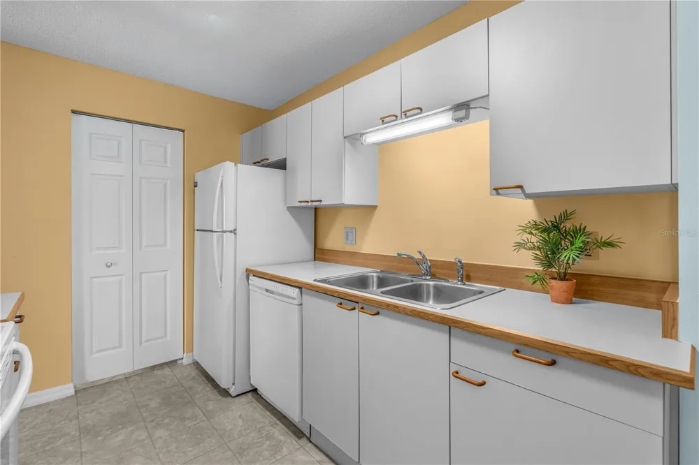 101 BENT TREE DRIVE #13 Daytona Beach, FL 32114