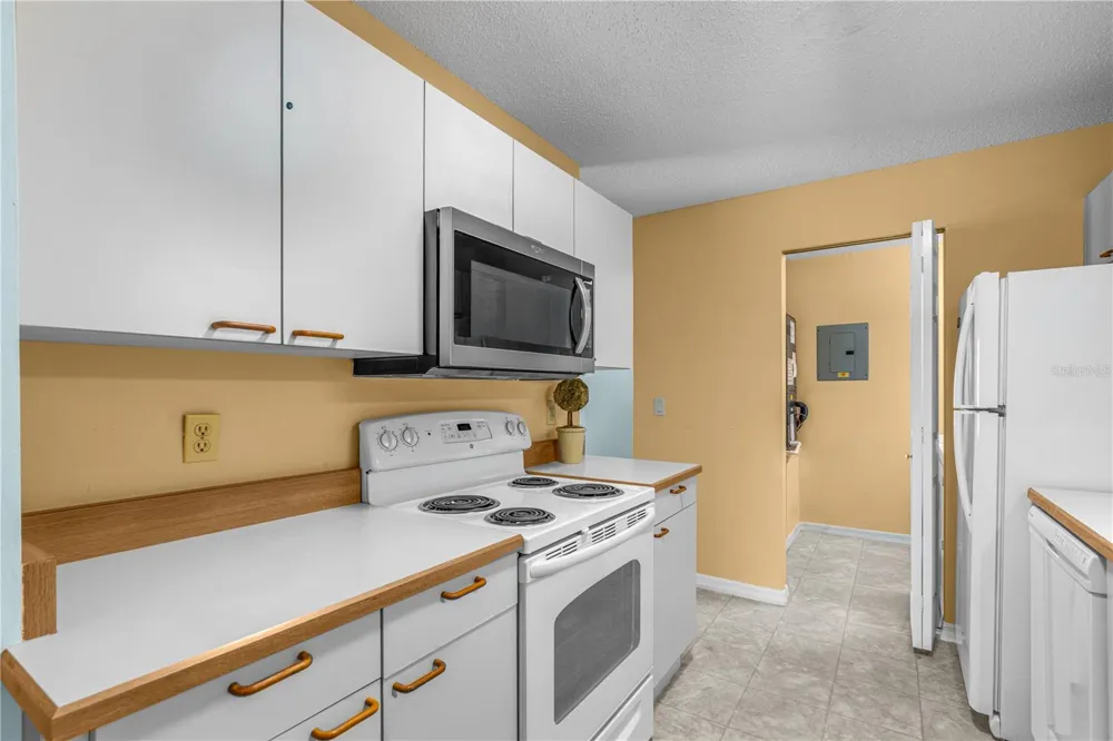 101 BENT TREE DRIVE #13 Daytona Beach, FL 32114